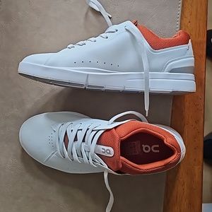 On, THE ROGER Advantage